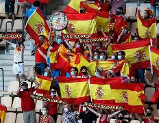  赛地聚焦：法甲今晚热度飙升，瓦伦西亚官宣签约，压力陡增，细节决定成败