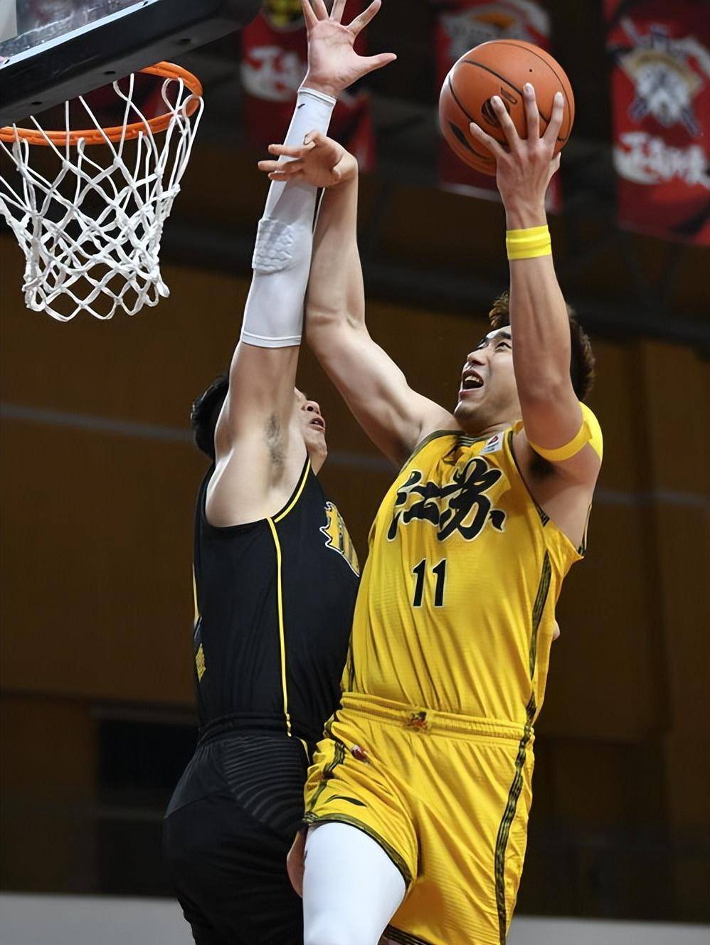 JJB-塔图姆在C9比赛中出色防守，败北引发热议！的简单介绍