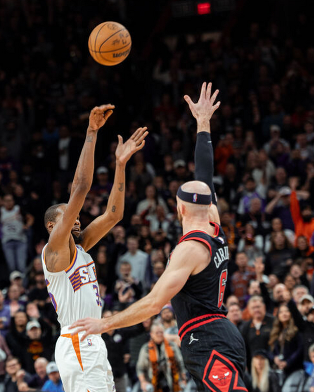 竞技宝- 巴西杜兰特运球出界 